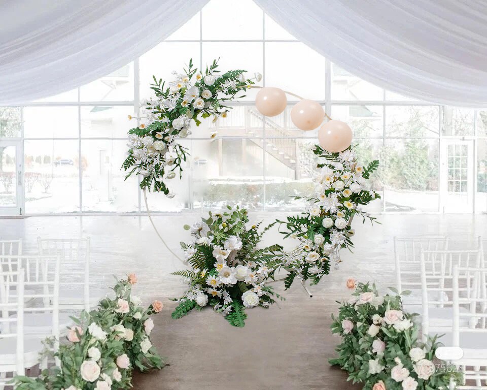 wedding columns and arches