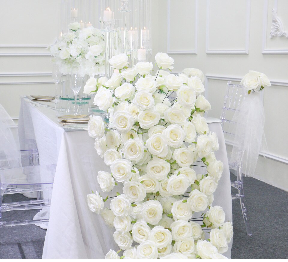 white table runner with aqual runner10